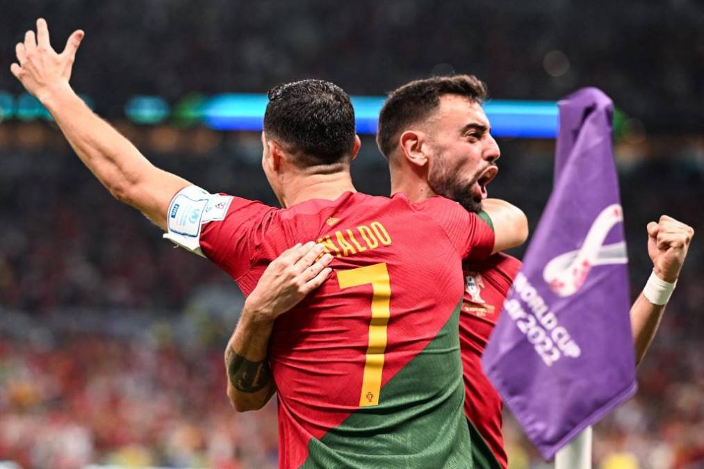 Bruno Fernandes opacó a Cristiano Ronaldo ya que se destapó con un doblete ante los uruguayos.