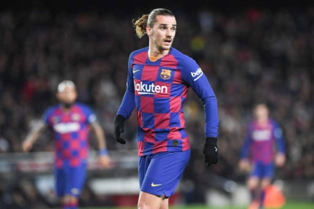 4. Antoine Griezmann (Barcelona) - El delantero francés devenga al mes un suelo de 2.9 millones de euros.