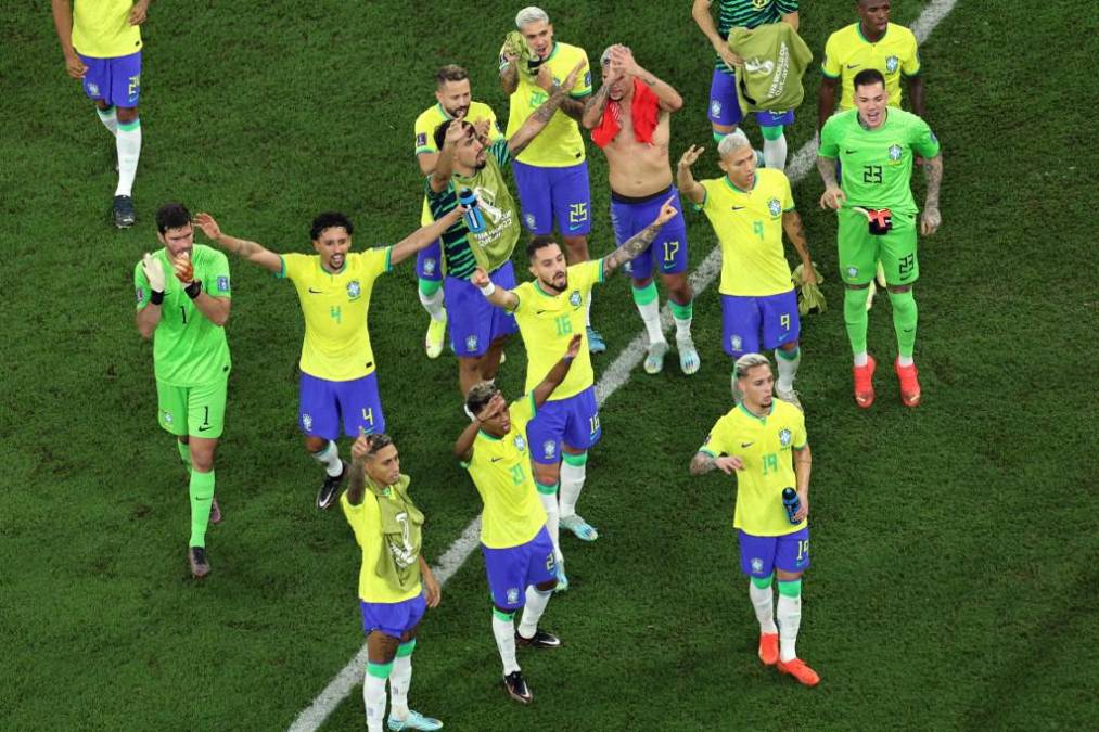 Brasil ya amarró su boleto a octavos aunque debe cerrar la fase de grupos este viernes contra Camerún. En octavos su rival será Gana, Corea o Uruguay.