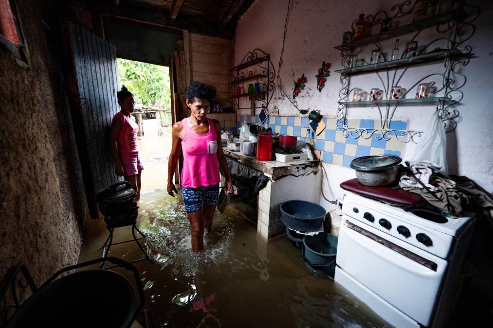 Todas las personas con las que habló Efe aseguraron que se trataba del peor fenómeno meteorológico que habían sufrido, a pesar de que Pinar del Río es una zona frecuentemente afectada por ciclones. Tres huracanes de categoría tres han afectado Cuba en los últimos 20 años.
