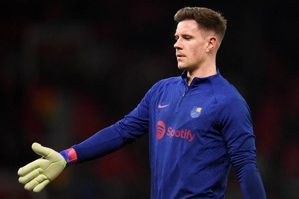  Portero: El indiscutible Ter Stegen, será el protector del marco del Barcelona.