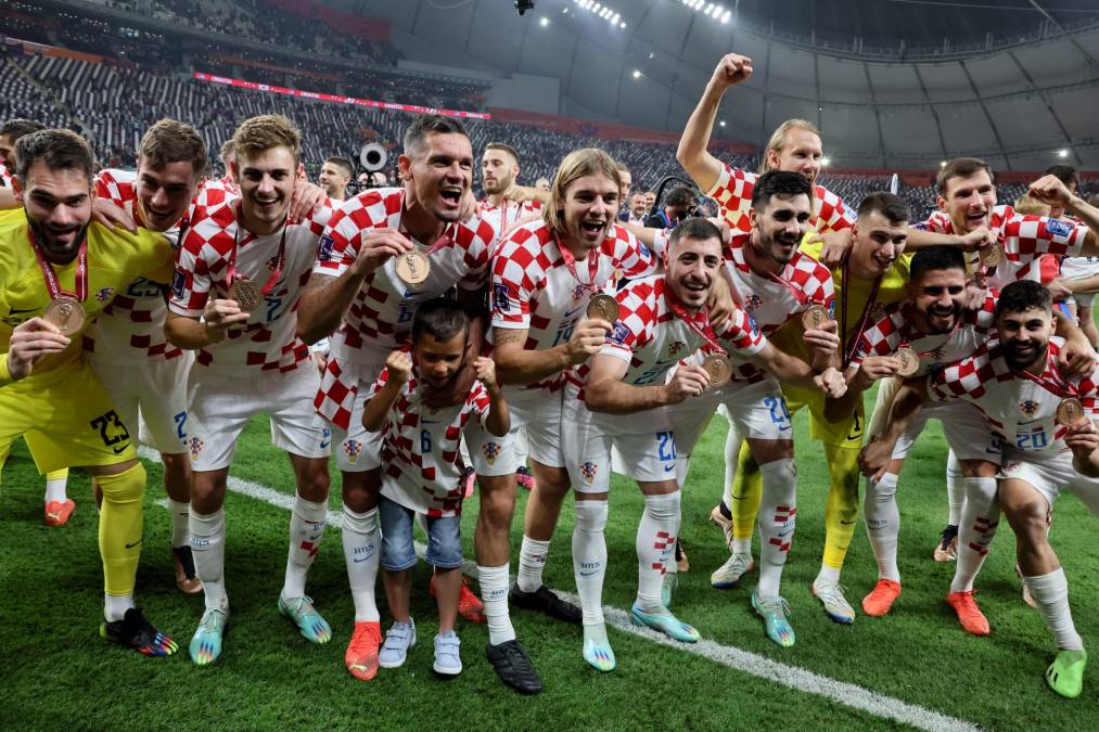 Croacia selló un tercer puesto, misma plaza que alcanzó en la edición de 1998, cuando ganó en la lucha por el bronce a Países Bajos también por 2-1.