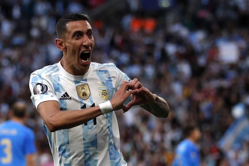 La Juventus no quiere dejar escapar la oportunidad de fichar a Ángel Di María, jugador que fue ofrecido al Barcelona. Sin embargo, el conjunto italiano subió su oferta para atraer al argentino y evitar que decida firmar con los blaugranas.