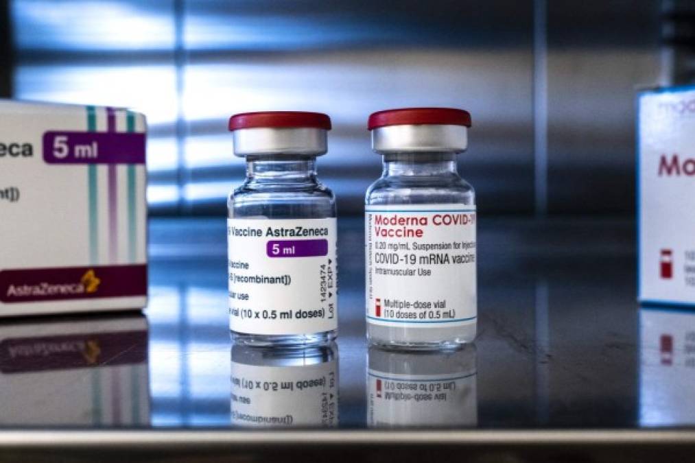 10 cosas que debes saber sobre los coágulos provocados por las vacunas de AstraZeneca y JyJ