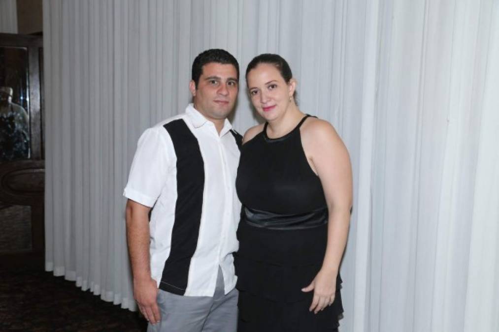 Gustavo y Renée Canahuati.