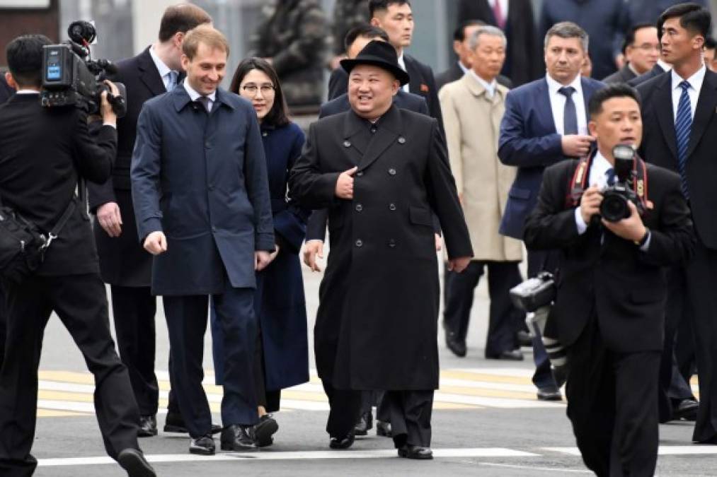 Los guardaespaldas 'ninjas' de Kim Jong Un exhiben músculo en Rusia