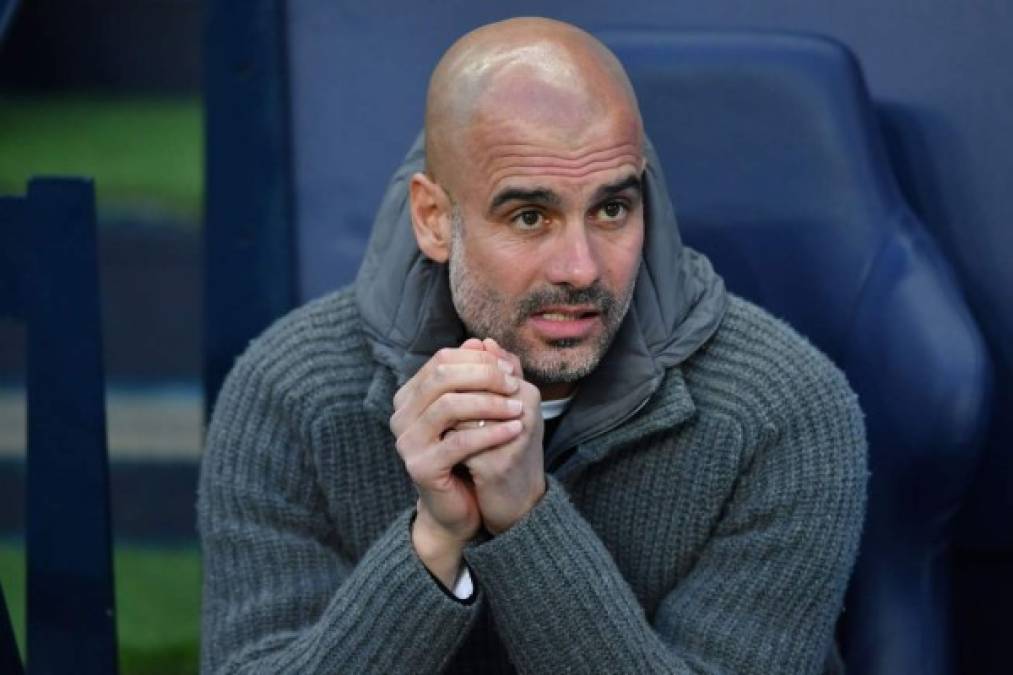 Pep Guardiola vivió el partido de manera intensa en el banquillo. No la pasó bien.