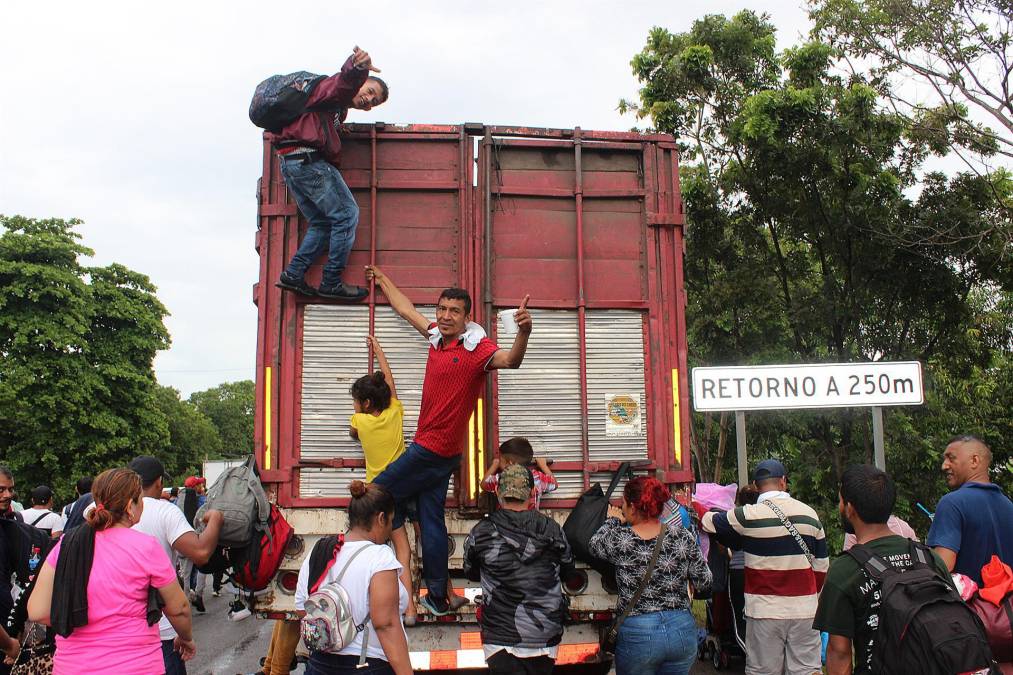 De momento, ninguna autoridad federal ha buscado a los migrantes para poder atender a la caravana.