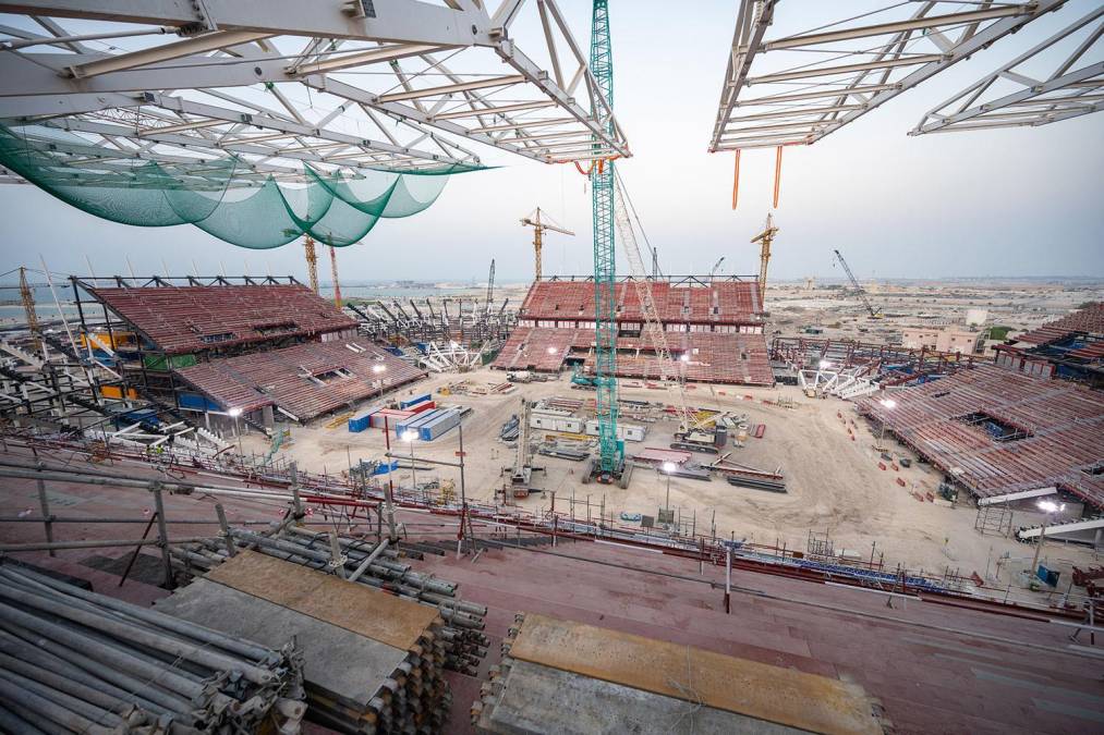 Hecho de contenedores y desmontable: Así es el Estadio 974 del Mundial de Qatar 2022