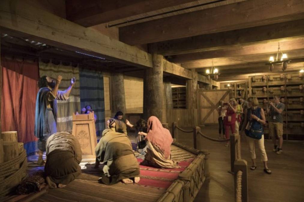 Abren las puertas del arca de Noé en Kentucky