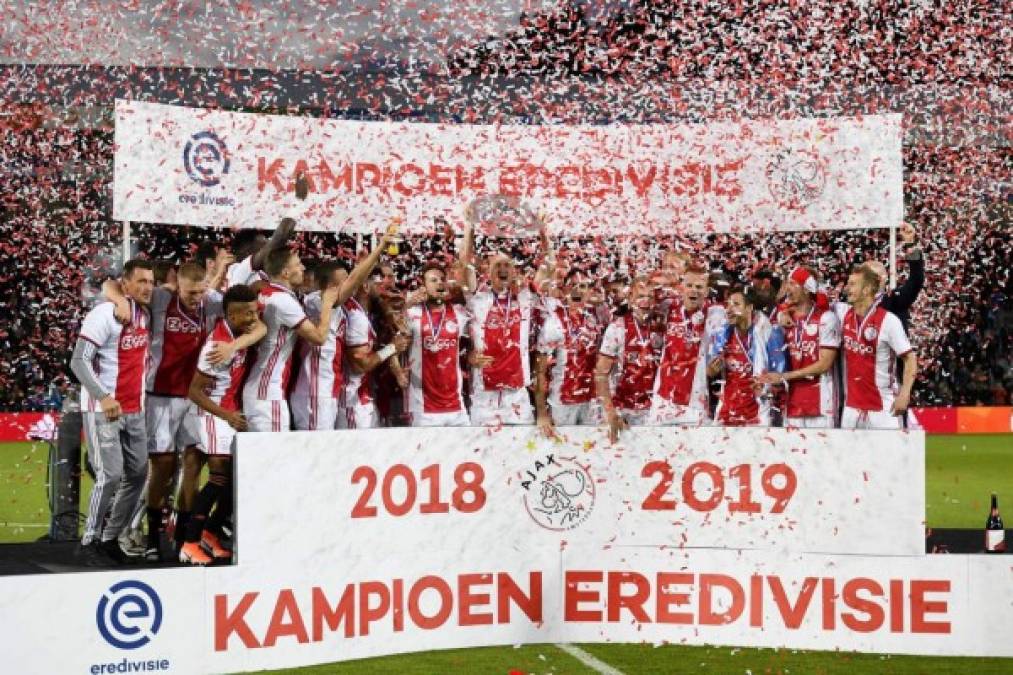 14. Ajax (Holanda) - El club de Ámsterdam cuenta 34 títulos de la Eredivisie, nombre de la Primera División. Fue declarado campeón en época del COVID-19.