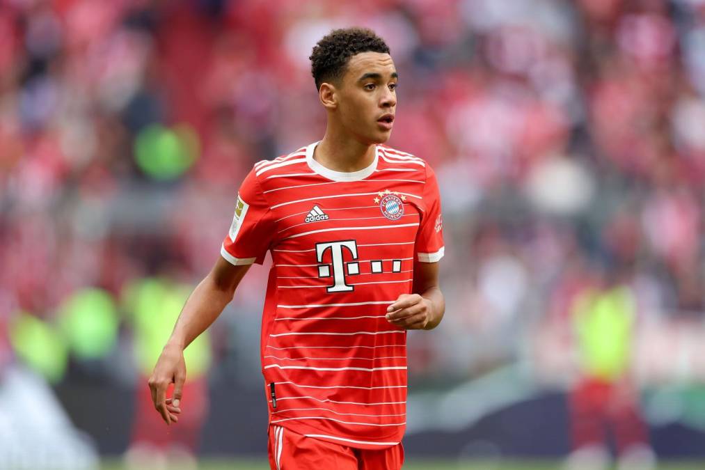 Jamal Musiala (19 años) - Delantero alemán del Bayern Múnich (Valor de mercado: 80 millones de euros).