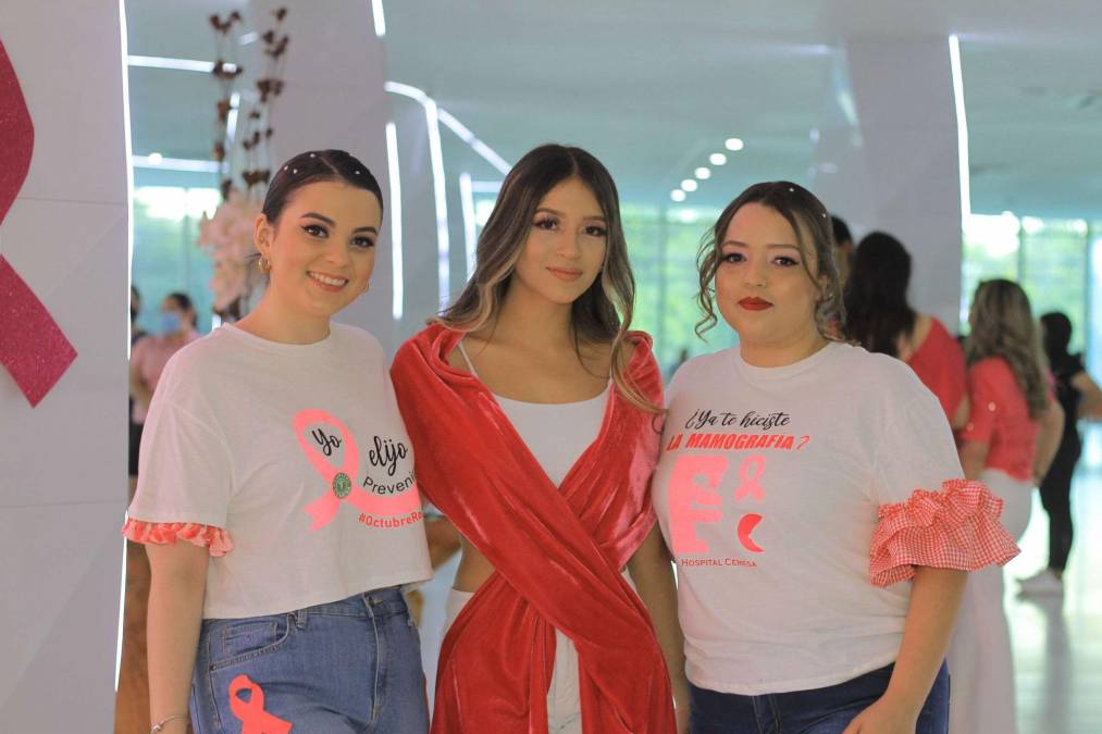 Jennifer Perdomo, Dayana Acosta y Alejandra Serrano