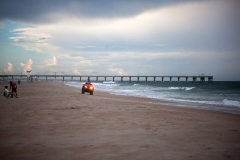 Wrightsville Beach in North Carolina is seen September 11, 2018 before the arrival of Hurricane Florence.<br/>More than a million people were under evacuation orders in the eastern United States Tuesday, where powerful Hurricane Florence threatened catastrophic damage to a region popular with vacationers and home to crucial government institutions. / AFP PHOTO / Logan Cyrus