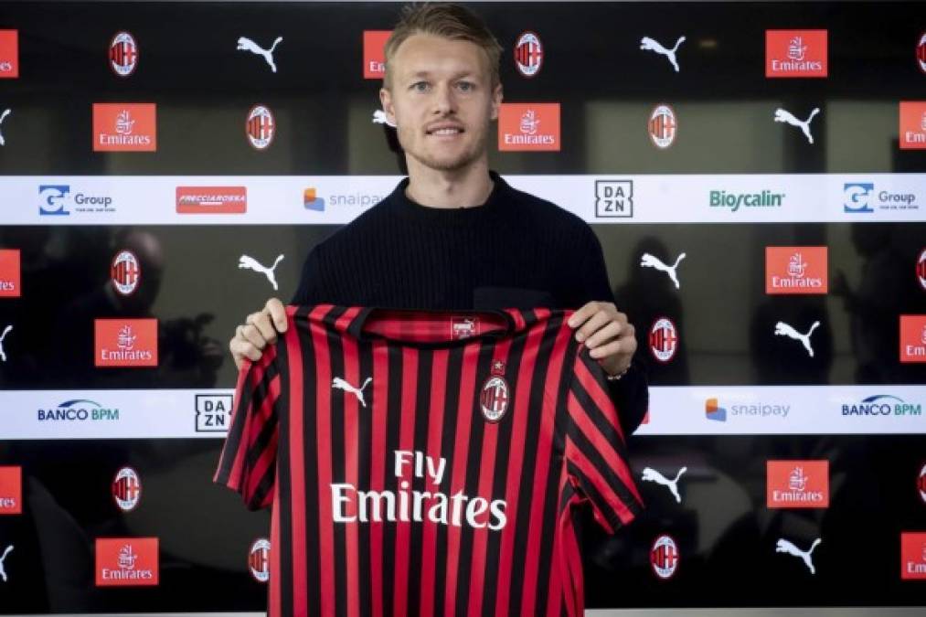 El AC Milan obtiene la cesión del central danés Simon Kjaer hasta final de temporada con opción de compra. Hasta la fecha jugaba cedido en el Atalanta, su ficha le pertenece al Sevilla.