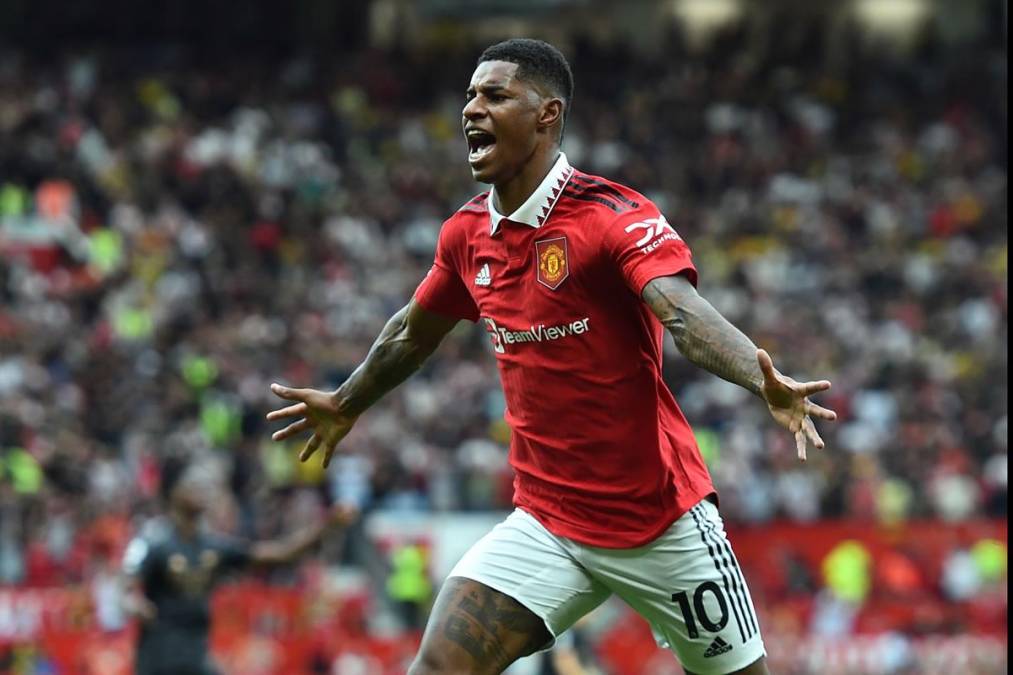 El festejo de Marcus Rashford tras su primer gol del partido y el 2-1 del Manchester United.