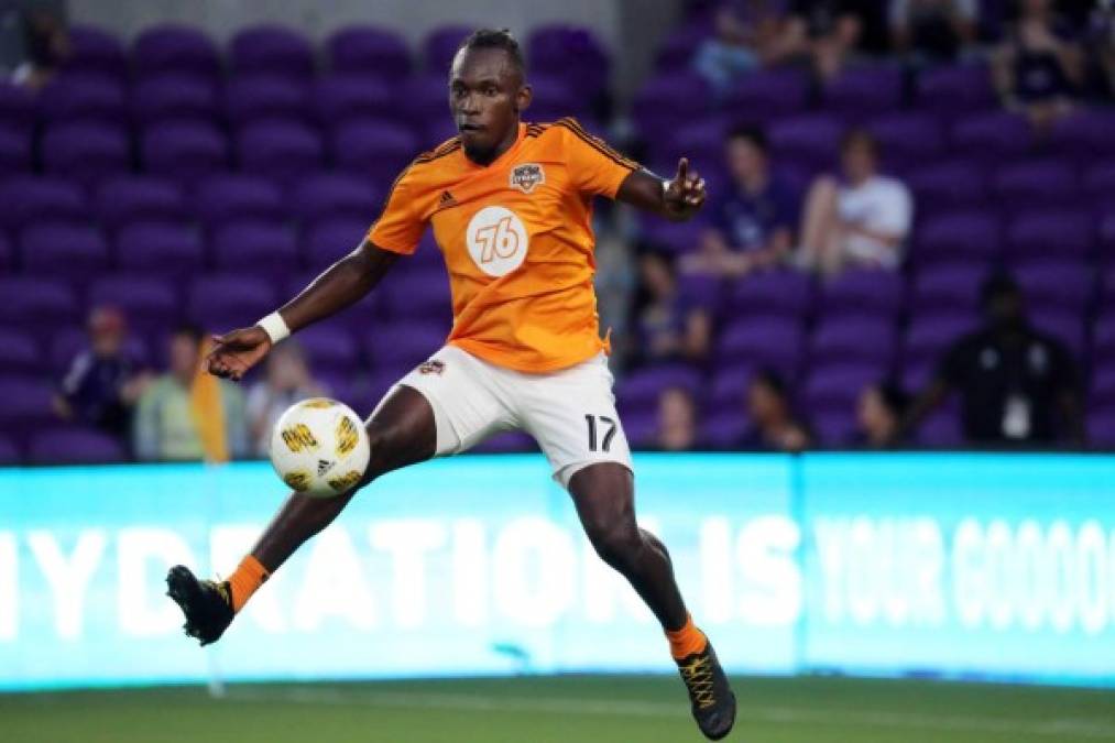 Alberth Elis: La ficha del delantero hondureño del Houston Dynamo de la MLS es de 3.5 millones de euros. Su valor ha subido ya que anteriormente su valor andaba en 2.5 millones de euros.