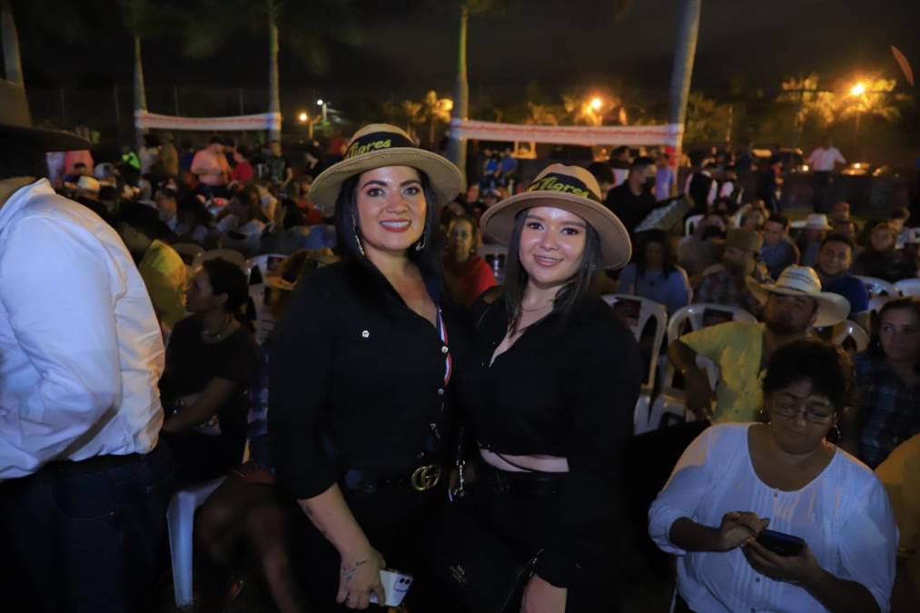 FOTOS: Los hondureños disfrutaron una fiesta con Los Tigres del Norte