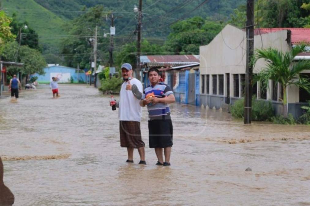 FOTOS: Así resultaron afectadas colonias del sector de Chamelecón tras fuertes lluvias de Iota