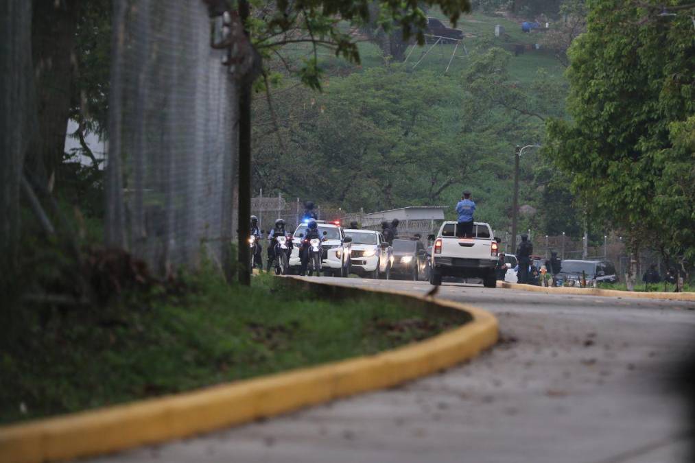 Un fuerte dispositivo policial acompañó la salida de el “Tigre” Bonilla hacia Estados Unidos. 