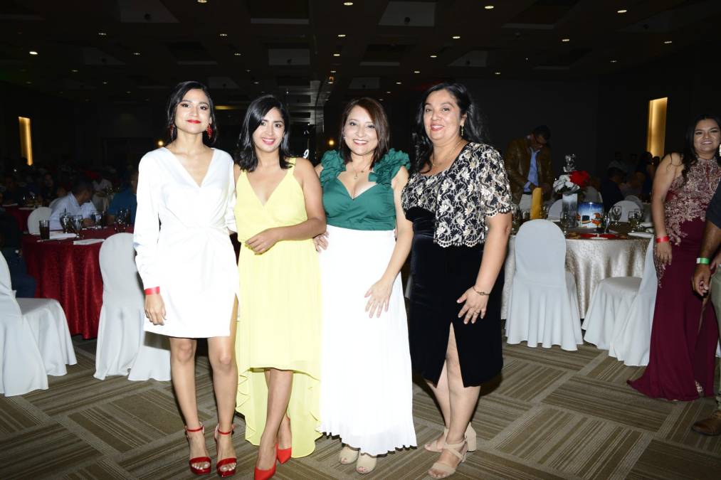 Michelle Laínez, Denia Aldana, Lina Ramírez y Zaira Casco