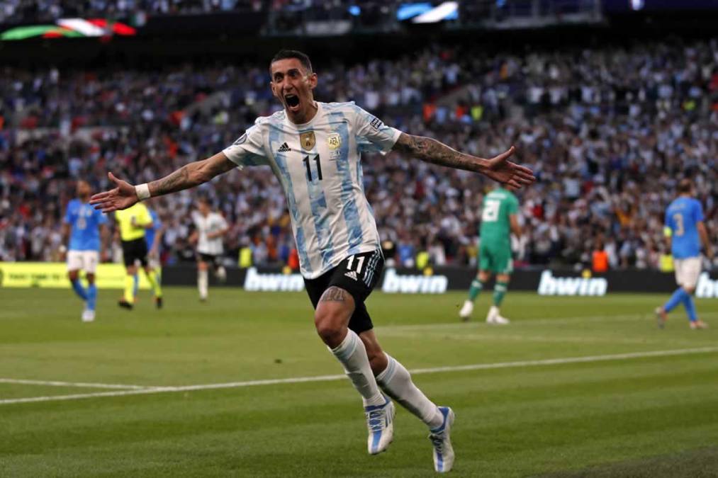 Di María festejando su golazo en la Finalissima.