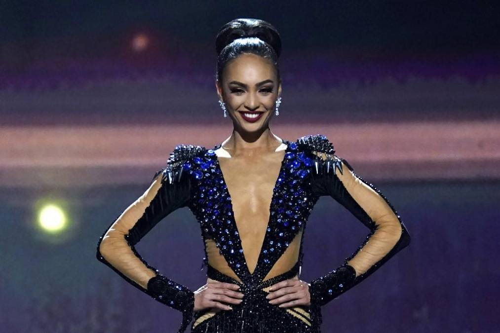 R’Bonney Gabriel, la novena estadounidense en ganar Miss Universo
