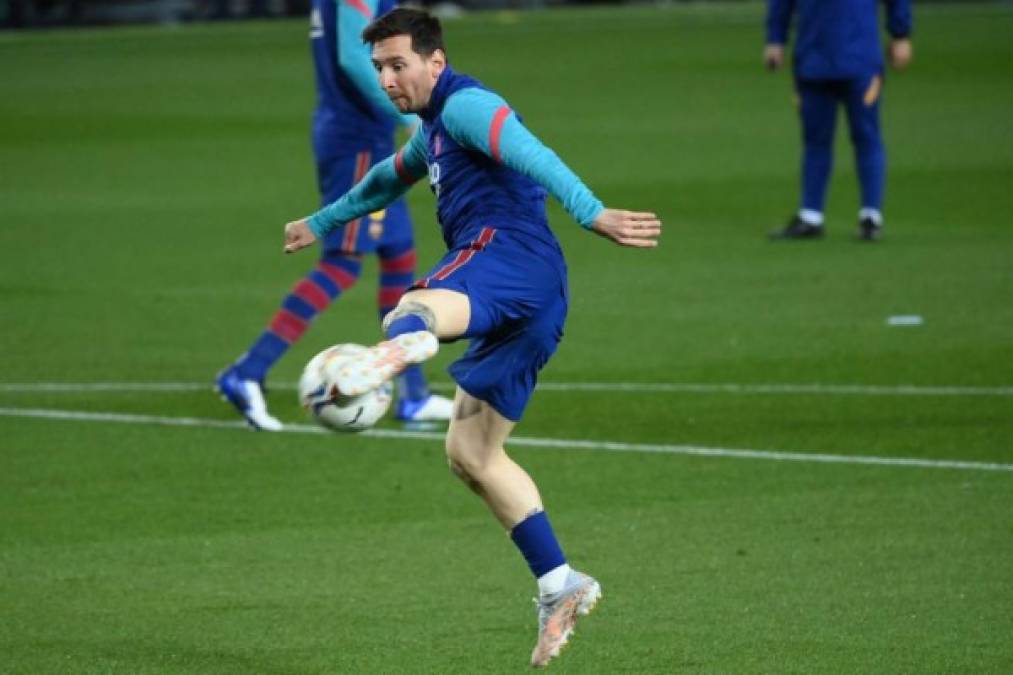 Cabe destacar que Messi durante el año se vio envuelto en una polémica tras la filtración del sueldo que le pagaba el Barcelona. El argentino recientemente se consagró con la Copa del Rey como uno de los jugadores con más títulos en la historia. Se especula que renovaría su contrato el próximo 30 de julio. Foto AFP.