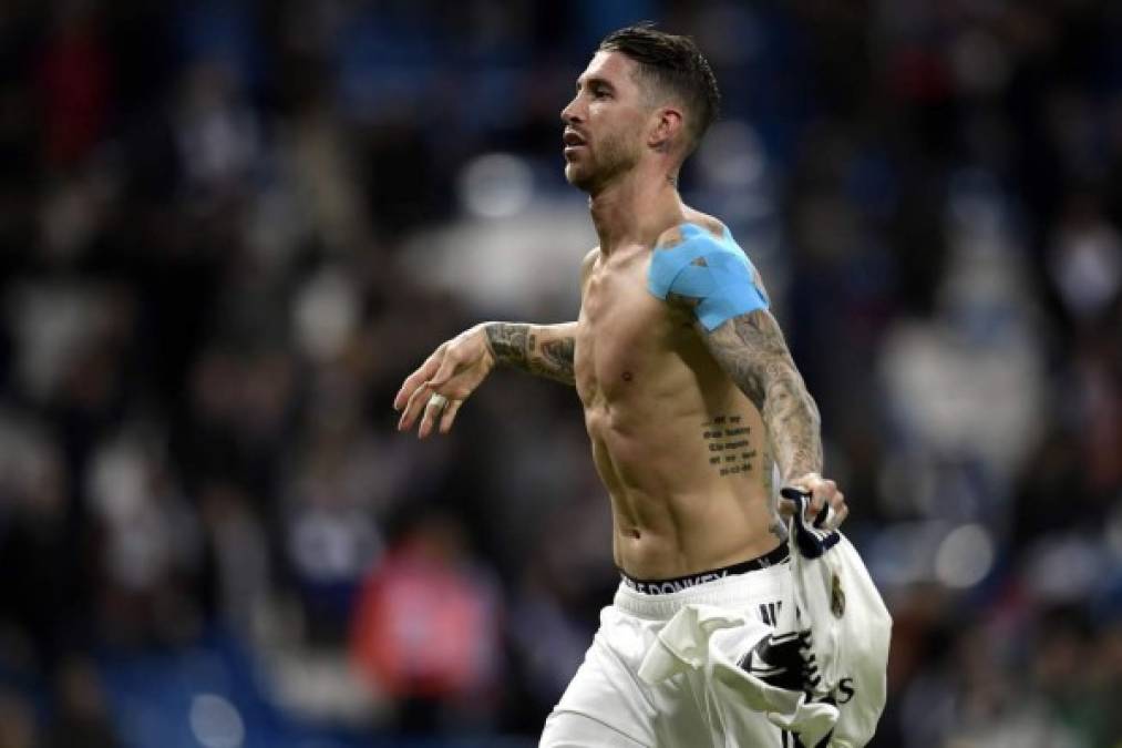 Sergio Ramos tuvo un buen gesto al regalarle su camiseta del partido a un aficionado del Real Madrid.