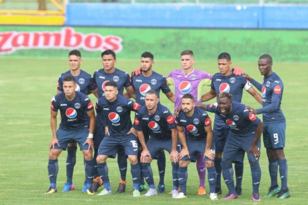 El 11 titular del Motagua con Jonathan Rougier, Juan Pablo Montes, Marcelo Pereira, Denil Maldonado, Omar Elvir, Marcelo Santos, Hector Castellanos, Wilmer Crisanto, Erick Andino, Román Rubilio Castillo y Roberto Moreira.