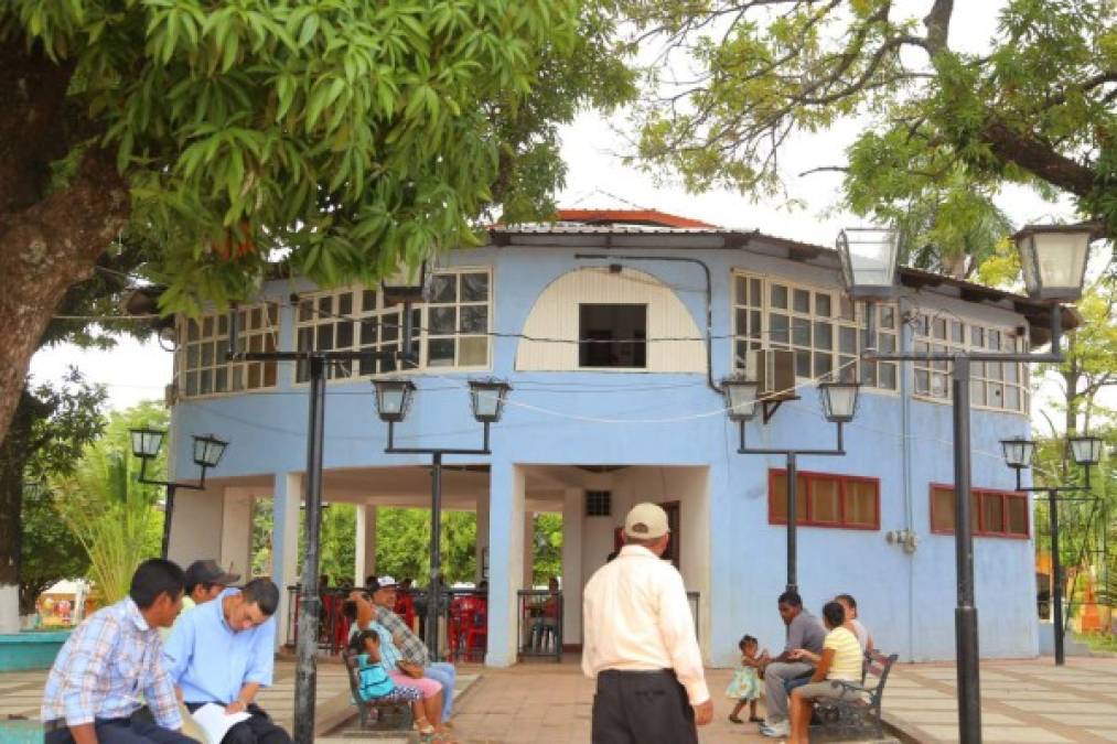 El kiosco del parque central también guarda su historia.