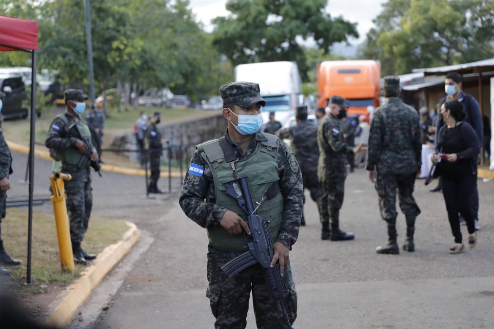 La institución armada tiene como misión la custodia durante el traslado de las maletas y vigilancia en los centros de votación. 