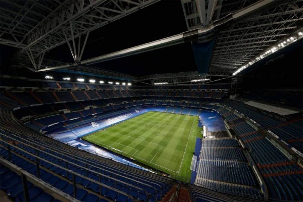 El Real Madrid estrenará este domingo el 'nuevo' estadio Santiago Bernabéu recibiendo al Celta de Vigo, en el regreso a su casa del equipo blanco tras 560 días, 461 desde el inicio de unas obras que no terminarán hasta finales de 2022.