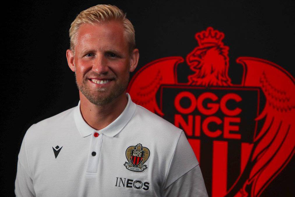 OFICIAL: Kasper Schmeichel es nuevo portero del OGC Nice. Después de 11 años en el Leicester City, el histórico guardián danés jugará en la Ligue 1 de Francia.