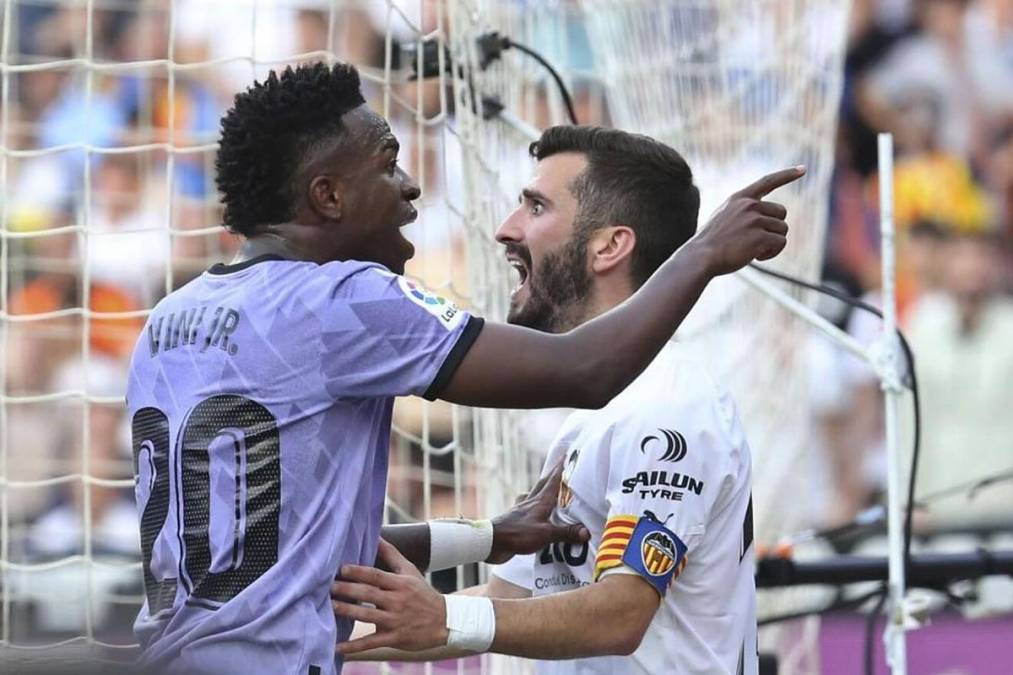 Todo empezó por los insultos racistas que sufrió Vinicius Jr el domingo en el encuentro entre el Valencia y el Real Madrid en Mestalla.