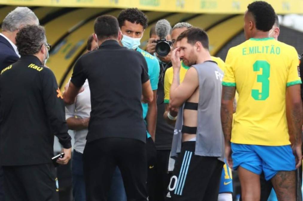 Leo Messi, capitán de la selección de Argentina, vivió con angustia e incertidumbre los momentos que desencadenaron la suspensión del 'Superclásico de las Américas' disputado en tierras de la 'canarinha'.