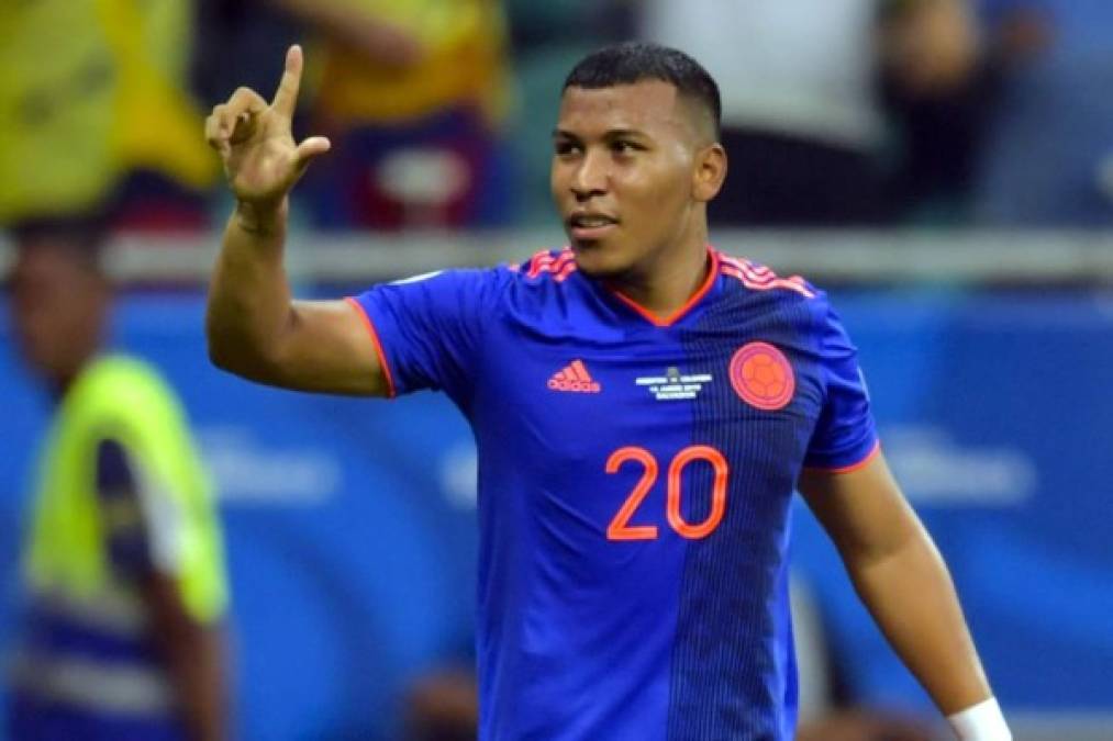 Roger Martínez entró de cambio por el lesionado Luis Muriel y acá festeja su golazo marcado a Argentina.