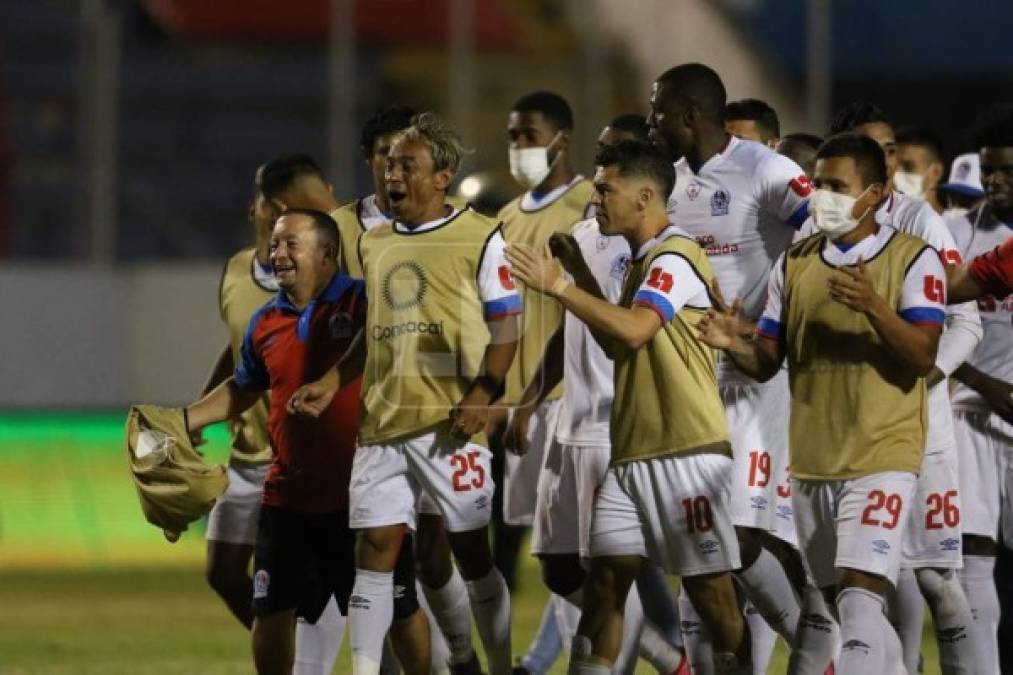 Los blancos son justos finalistas y así celebraron tras eliminar al Motagua.