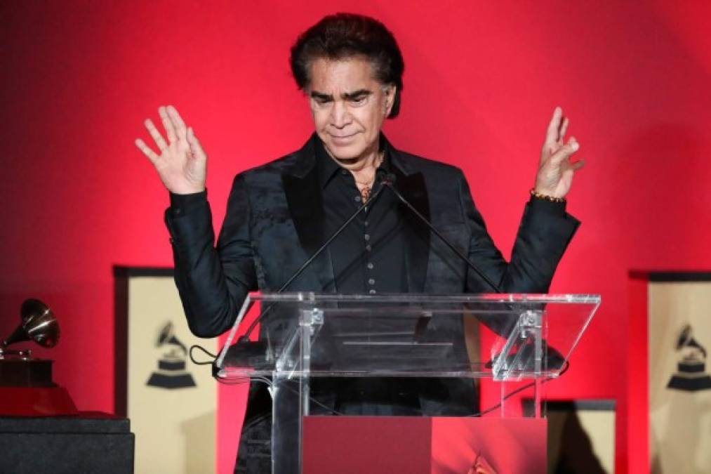 Los Latin Grammy honran a sus mitos
