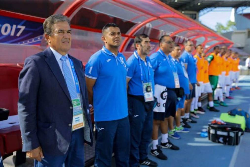 Jorge Luis Pinto fue el mejor entrenador de la Copa Centroamericana. Ganó el trofeo de campeón y sumó su tercer título de la Uncaf en la historia.