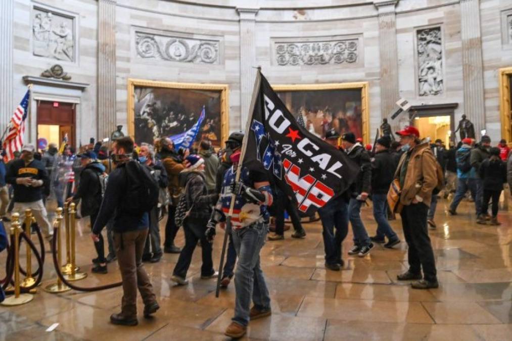 Las imágenes más impactantes del asalto al Capitolio por seguidores de Trump