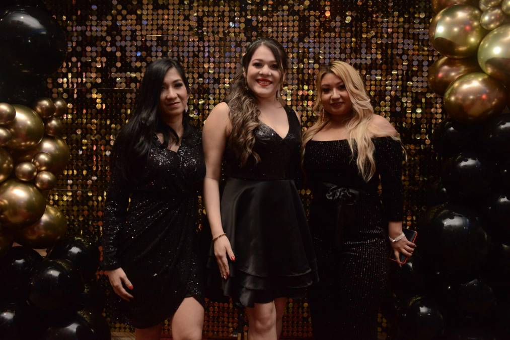 Graciela Morales, Rosibel Valentín y Karla Morales
