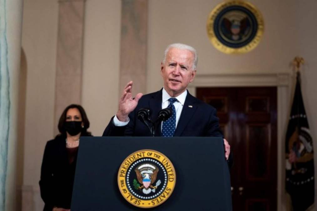 Expertos aseguran que el gobierno de Biden no estaba bien preparado para la avalancha de migrantes, especialmente centroamericanos, hacia la frontera sur.