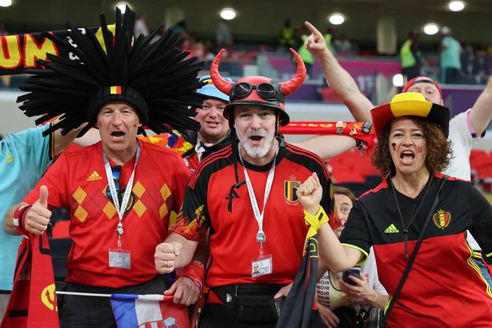 Estos aficionados de Bélgica fueron sensación por sus sombreros.