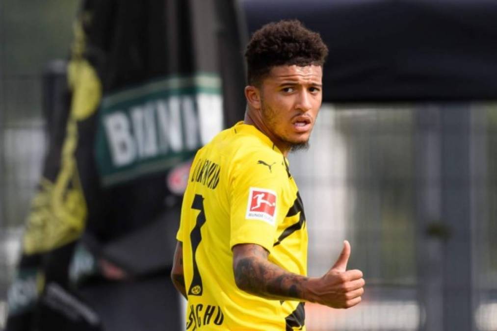 El 'Daily Express' informa de que el Manchester United está pensando en retirarse de la puja por Jadon Sancho. El cuadro de los 'red devils' se siente frustrado, ya que las negociaciones con el Borussia Dortmund no terminan de aclararse.