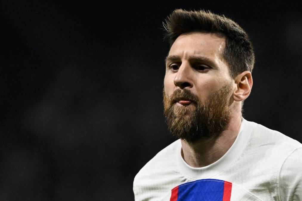 Según informa Gerard Romero en ‘Jijantes’, Lionel Messi llegó este sábado en horas del mediodía a la ciudad de Barcelona junto a toda su familia. 