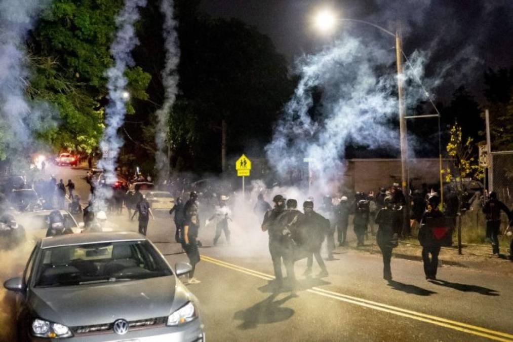 Los violentos enfrentamientos entre manifestantes del movimiento Black Live Matters (Las vidas de los negros importan) y los seguidores del presidente estadounidense Donald Trump han dejado varios muertos y hacen temer el estallido de una guerra civil en el país.