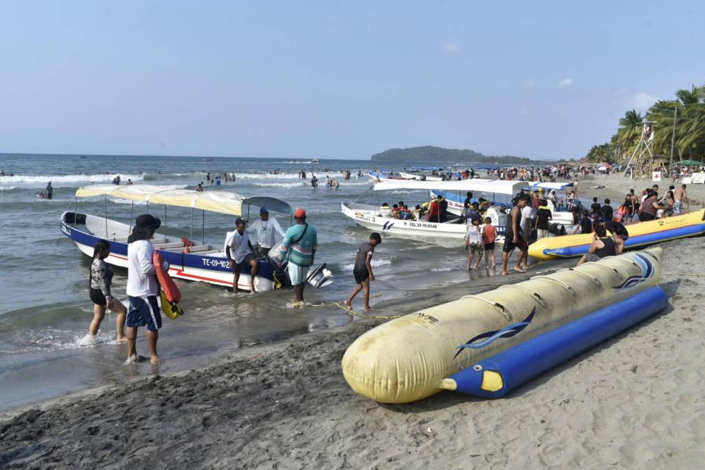 Los paseos en la ya tradicional Banana tampoco pueden faltar.