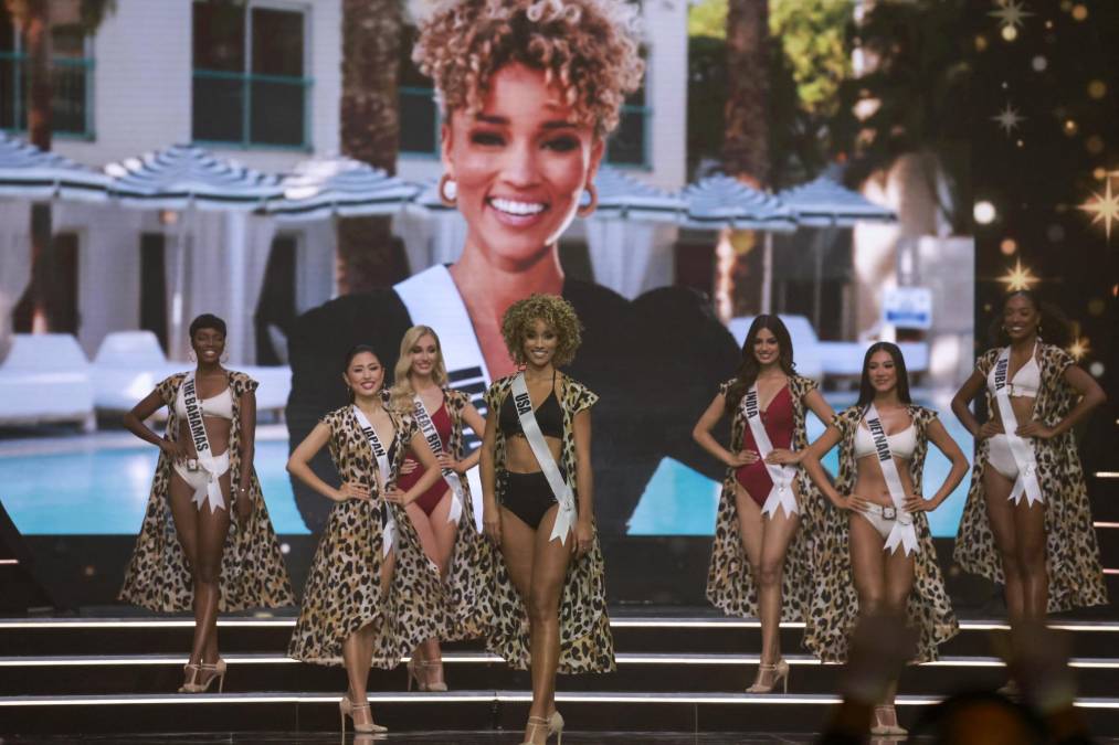 Miss USA, Elle Smith, avanza al top 10 del concurso de belleza número 70 de Miss Universo en la ciudad costera de Eilat, en el sur del Mar Rojo, en Israel.