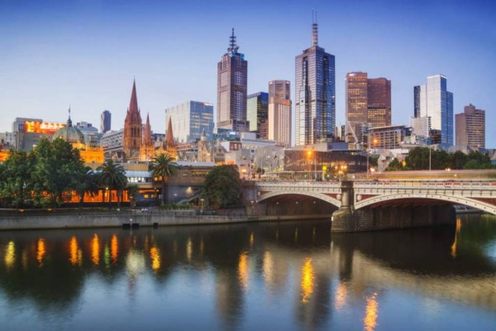 Australia obtuvo a dos de sus ciudades entre las mejores posiciones. Melbourne, que fue la primera del palmarés durante años, ocupa el segundo lugar. <br/>